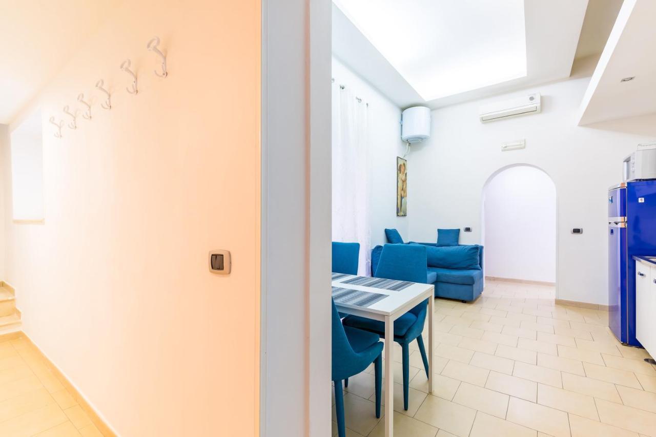Tribunali 194 - Cozy Flat In Center เนเปิลส์ ภายนอก รูปภาพ